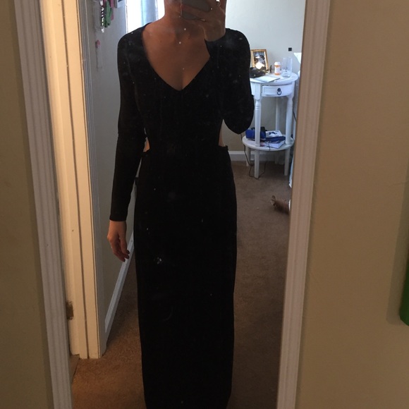 Backless black maxi - Picture 2 of 3