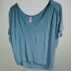 Short sleeve flowy turquoise top