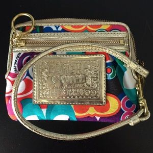 Coach Poppy Wristlet