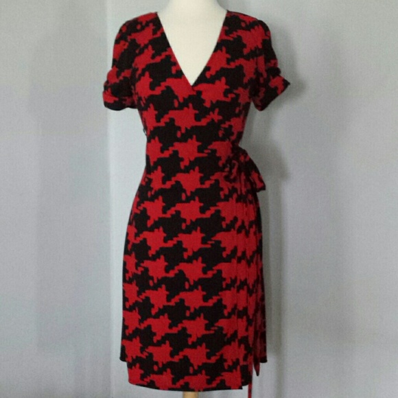 Red and black wrap dress. gathered at the sleeve