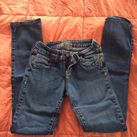 Delia's skinny jeans