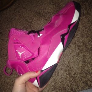 All pink true flights.