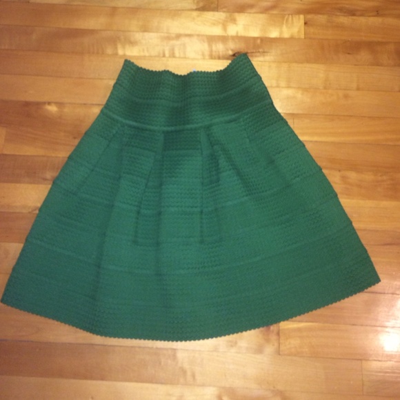 Green ponte belle skirt