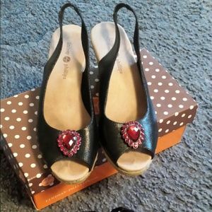 Lindsay Phillips wedges