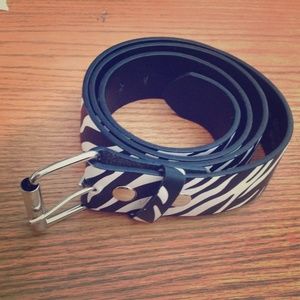 Zebra print belt
