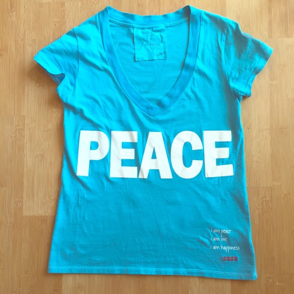 🚫SOLD🚫 bundled! Peace shirt ✌️