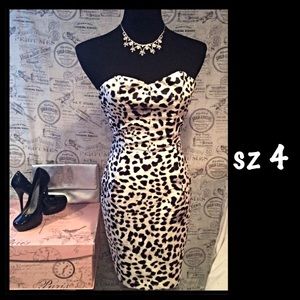 NWOT White cheetah strapless dress Sz 4