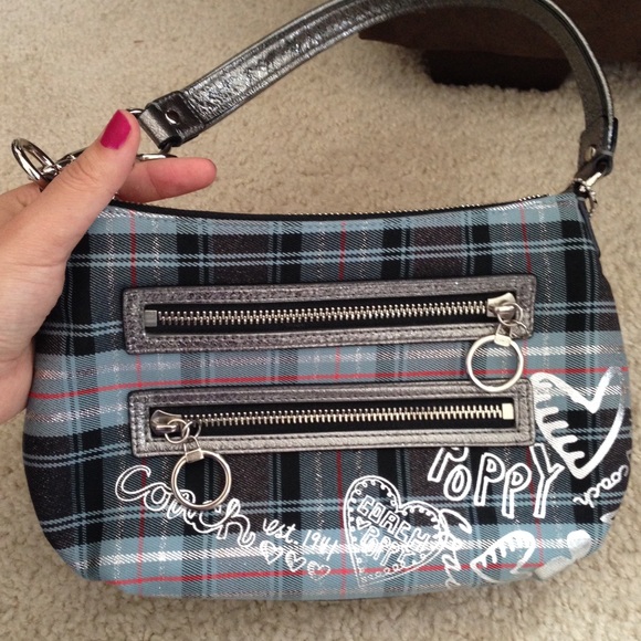 Authentic coach poppy purse - Picture 4 of 4
