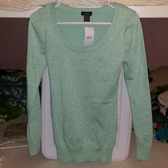 Sparkling blue long sleeve