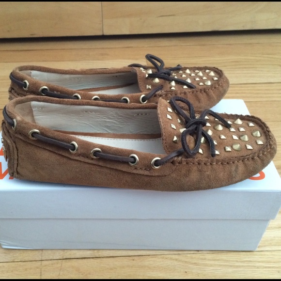 Michael Kors Penley suede moccasins in walnut. - Picture 2 of 4