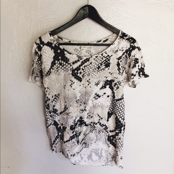 Zara asymmetrical snake skin tee