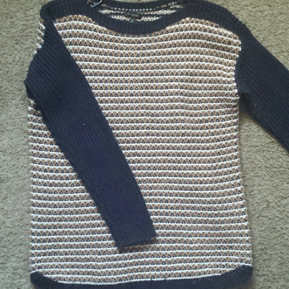 Beautiful  knitted sweater