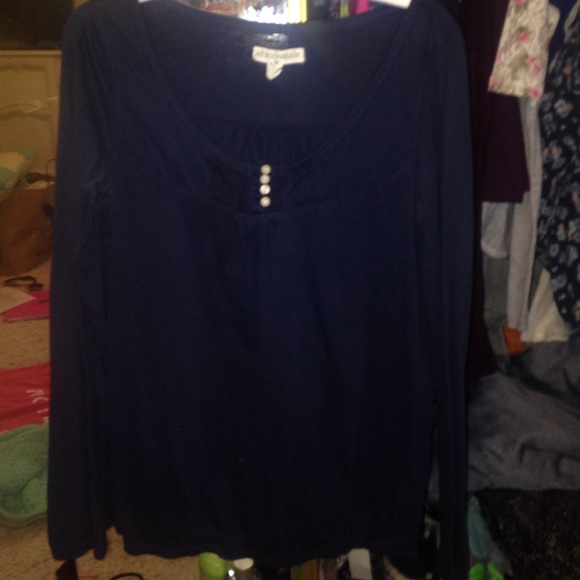 Blue long sleeve shirt