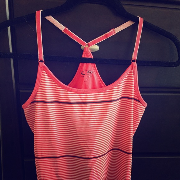 Champion work out top. Size small. Shelf bra.