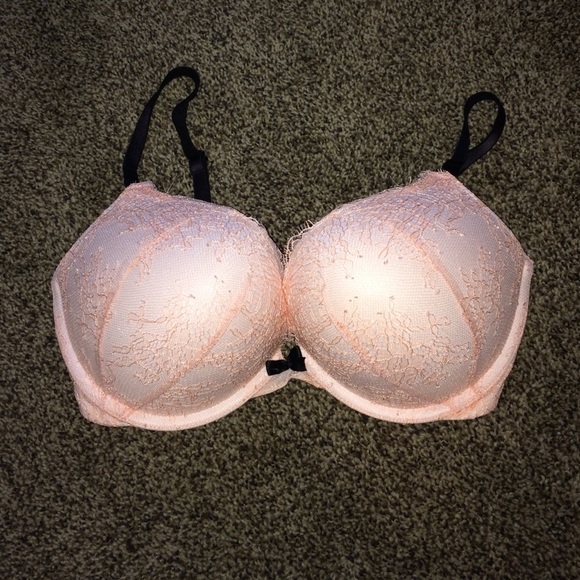 Bombshell plunge bra