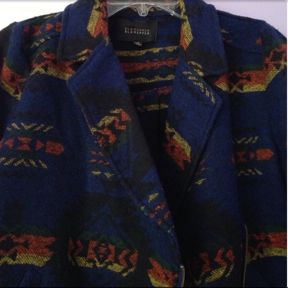 🌵✨ Blu Pepper Aztec Jacket✨🌵 - Picture 2 of 4