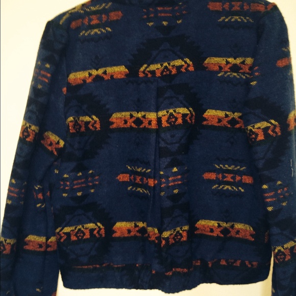 🌵✨ Blu Pepper Aztec Jacket✨🌵 - Picture 3 of 4