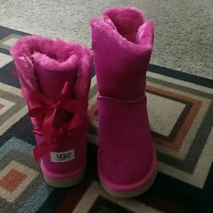Bailey bow Uggs