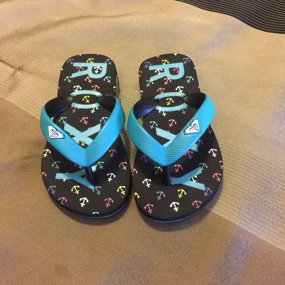 Toddler girl Roxy flip flops!!