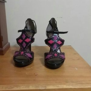 Black heels with purple and pink design