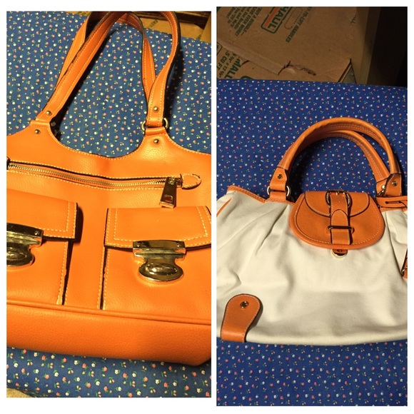 2 purses