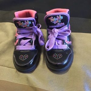 Toddler tennis shoes!!