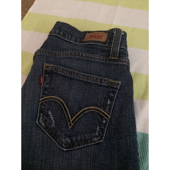 ☀️Levi's☀️ - Picture 3 of 3