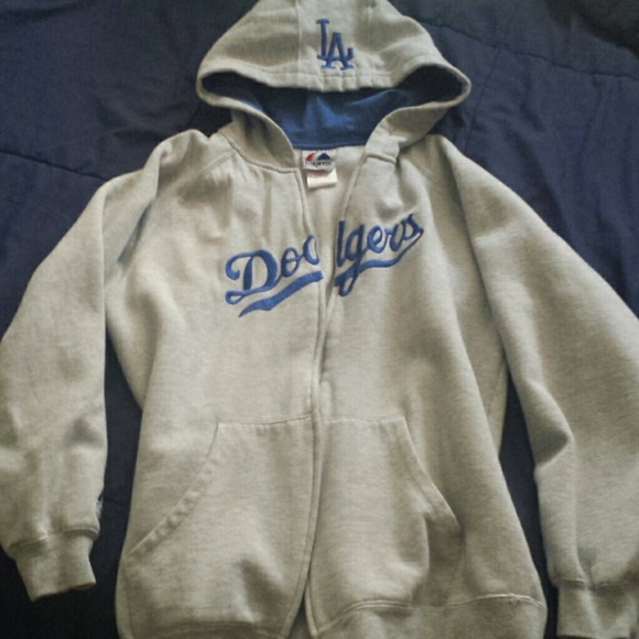 Dodger sweater