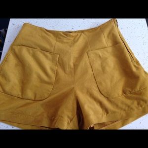 Suede mustard shorts