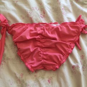 VICTORIAS SECRET cheeky ruffle bottoms