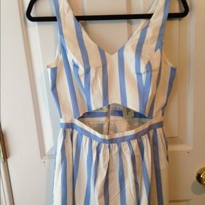 NEW gorgeous blue white sundress
