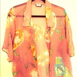 🌺 Vintage Floral Oversized ButtonUp 🌺