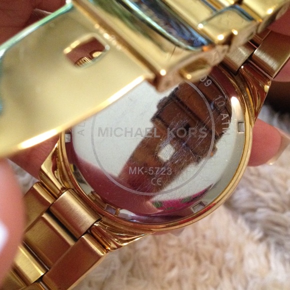 🎉Host Pick 7/15/15🎉 MK5723 Gramercy watch - Picture 3 of 3