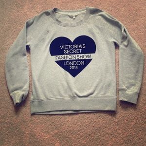 Victoria's Secret pullover sweatshirt