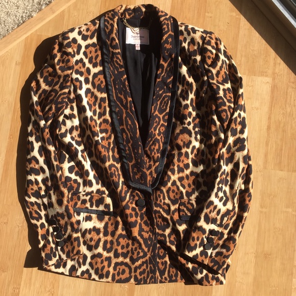 Juicy Couture leopard print blazer😻