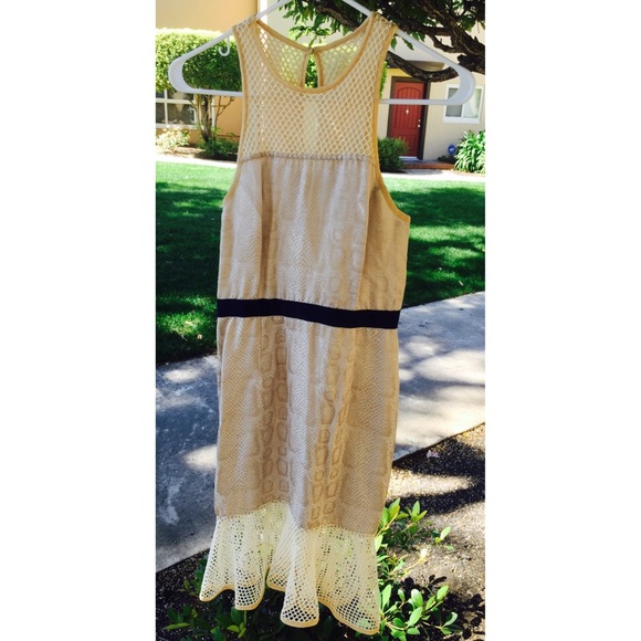 🐯Charlotte ronson dress with mesh bottom🐯 - Picture 3 of 4