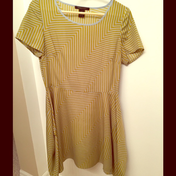 BCBG MAXAZRIA dress