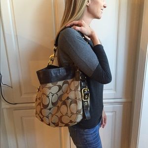 Authentic Coach Large Zoe bag #12674