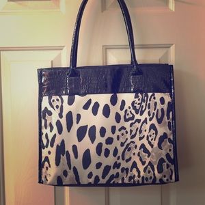 Leopard print tote bag