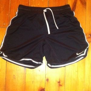 $20 OBO! Nike Dri Fit shorts 💫