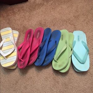 Old navy flip flops 5 pair size 9/10