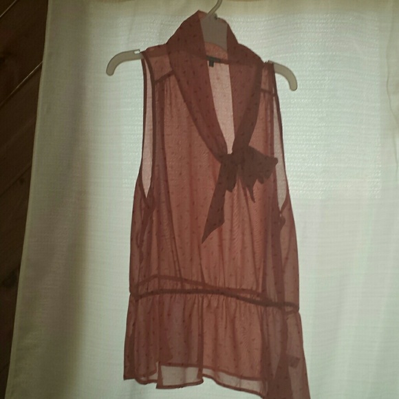 Soft pink, silk sleevless top