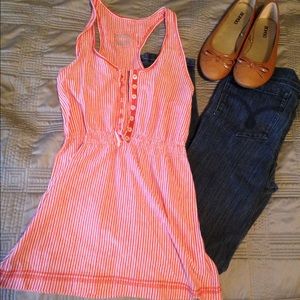 Red and white striped tank 💥