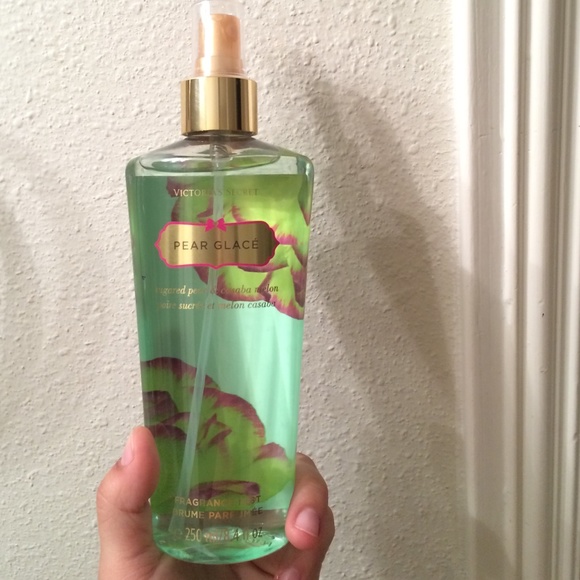 ✨Pear Glacé Perfume From Victoria Secret✨