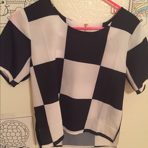 Tops - Black and white checkered top