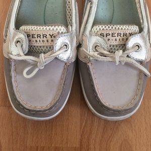 Grey and Silver Sperry