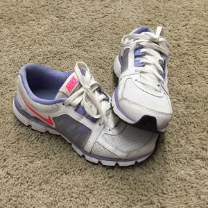 !!!Reduced!!! Nike Dual Fusion ST2