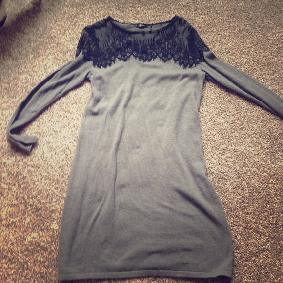 Daisy Fuentes sweaterdress