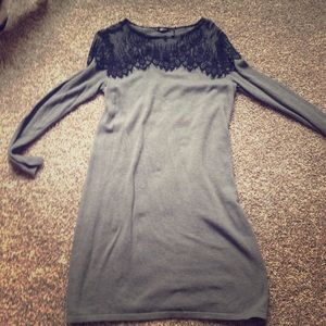 Daisy Fuentes sweaterdress