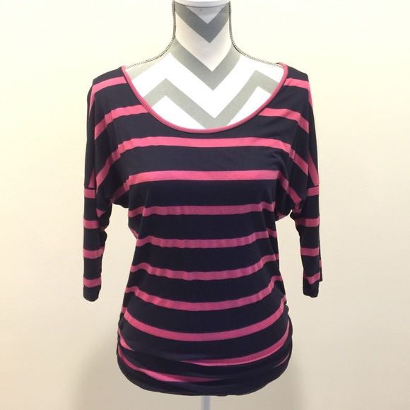 SALE! Final Price! 💕😊Striped Top - Picture 1 of 4